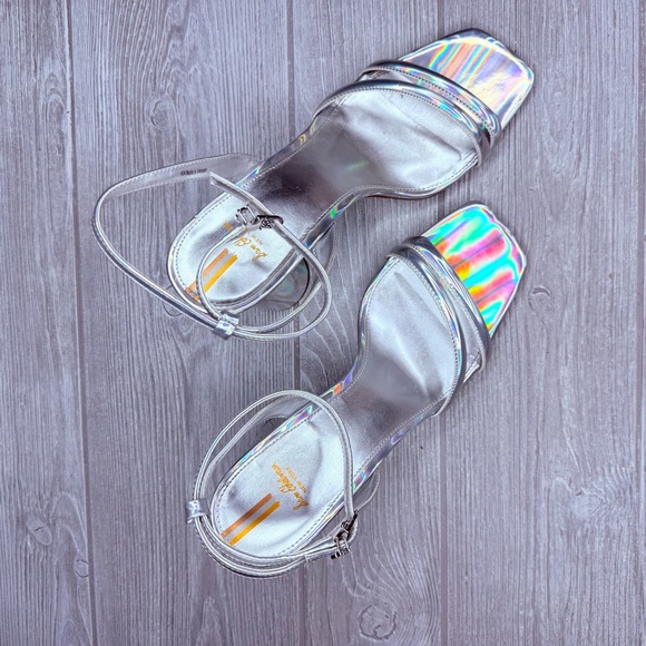 Sam Edelman circus kia block heels sandals holographic silver strap shoes 11 - Picture 4 of 11